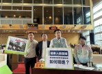 台中捷運列車隨車人員配置預計年底全面退場   民進黨台中市議員黃守達、謝志忠、張玉嬿、王立任質疑中捷沒有因應的相關配套與宣導  若意外再度發生公共安全誰來顧？