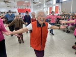 「爺奶啦啦GO」高齡圓夢舞台草悟道上演不老青春 一支舞圓一個夢　95歲阿嬤練習數週只為這一刻