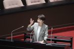 陳亭妃要求經濟部考量新舊廠房條件的差異