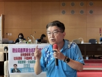 國民黨台中市議員李中認為紙錢統一焚燒政策與傳統宗教觀念有出入，要求環保局輔導宮廟設置環保金紙焚化爐