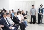 行政院長卓榮泰視察台中火力發電廠何欣純陪同盼中央地方合作全速「以氣換煤」