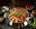 麻辣烤魚進化成夜生活！ATT「叼貓」插旗信義區　吃魚、唱歌、開趴一次滿足
