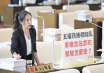 五權西路標線扭曲難辨   台中市議員吳佩芸籲整體檢討車道及分隔島
