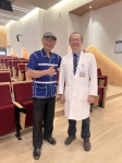 腹脹畏寒竟是膽結石急性發炎  84歲美聲牧師術後高歌You Raise Me Up 中醫大市3D腹腔鏡微創手術解除腹膜炎危機